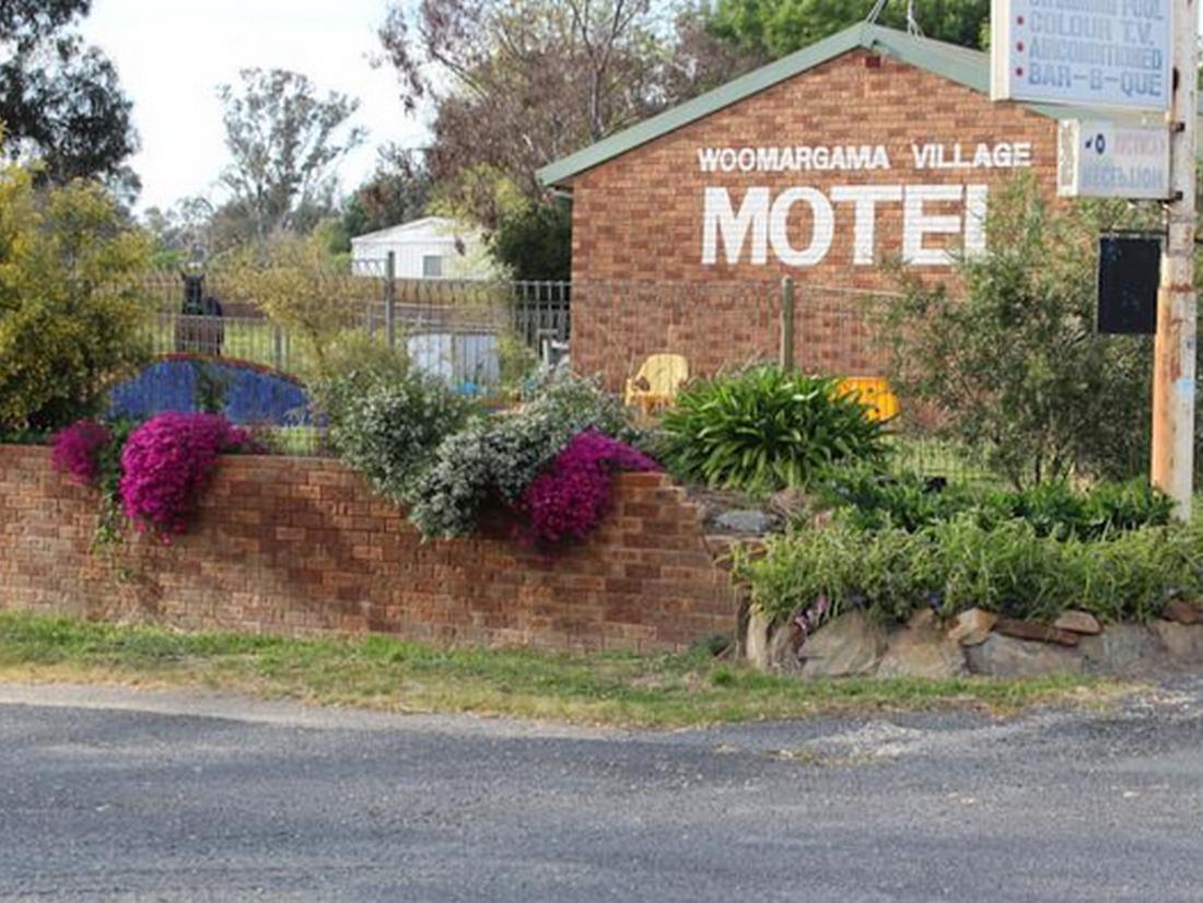 Woomargama Motel Exterior foto